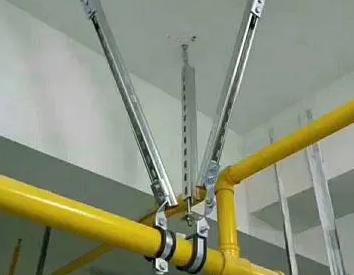 闸阀支撑架的质量要求。价格决定了光泽抗震支撑框架的质量。